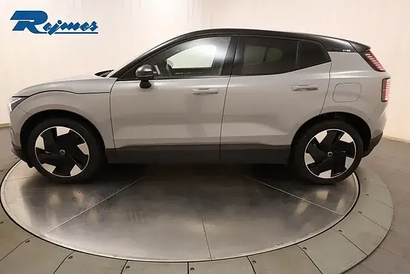 Volvo Ex30 2024 photo 3