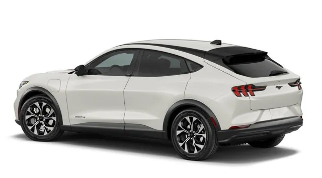 Ford Mustang Mach-E 2026 photo 2
