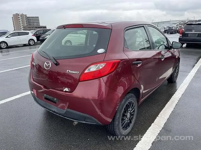 Mazda Demio 2011 photo 4