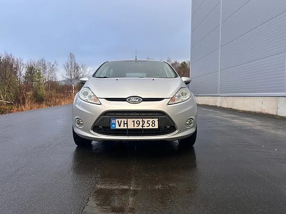 Ford Fiesta 2009 photo 3