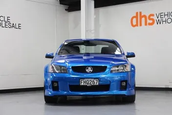 Holden Commodore 2010 photo 3