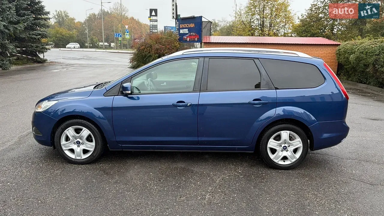 Ford Focus 2009 photo 4
