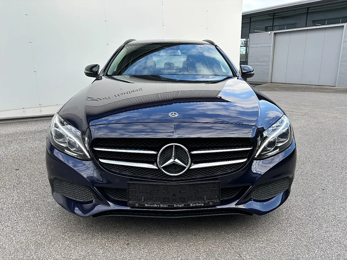 Mercedes-Benz C-Class 2018 photo 3