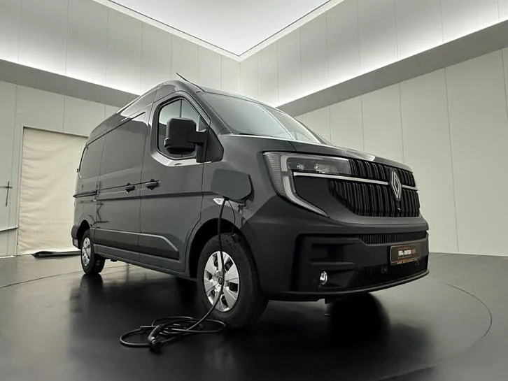 Renault Master 2026 photo 3