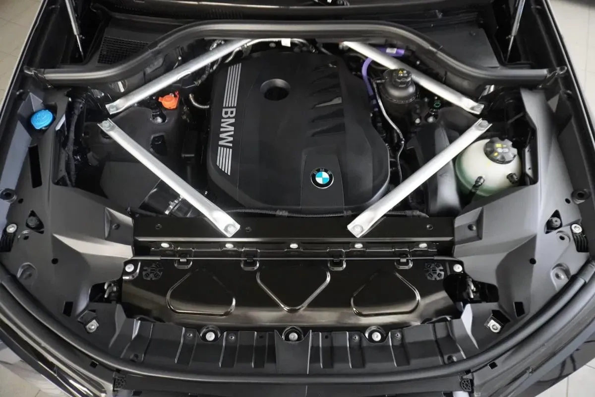 BMW X7 2024 photo 2