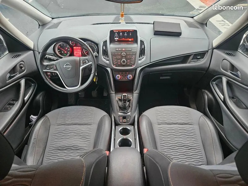 Opel Zafira Tourer 2015 photo 5