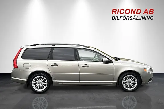 Volvo V70 2008 photo 2