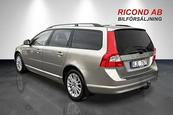 Volvo V70 2008 photo 4