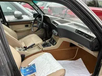 BMW 7 Series 1983 photo 3