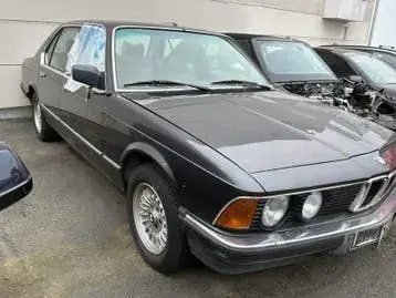BMW 7 Series 1983 photo 2