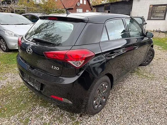 Hyundai I20 2017 photo 5