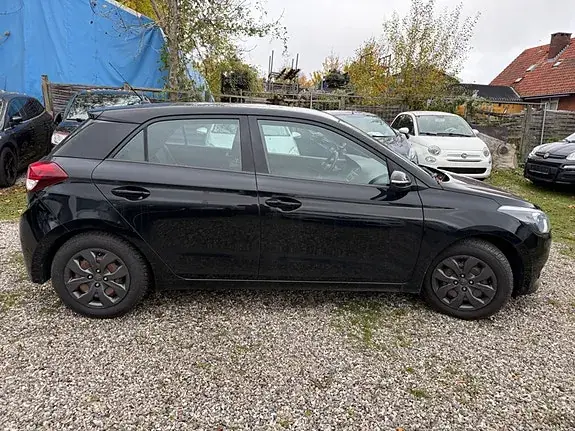 Hyundai I20 2017 photo 4