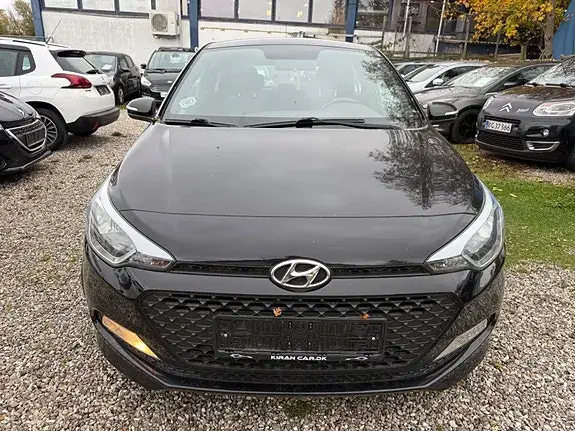 Hyundai I20 2017 photo 2