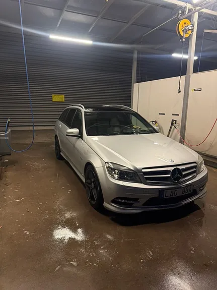Mercedes-Benz C350 2011 photo 4