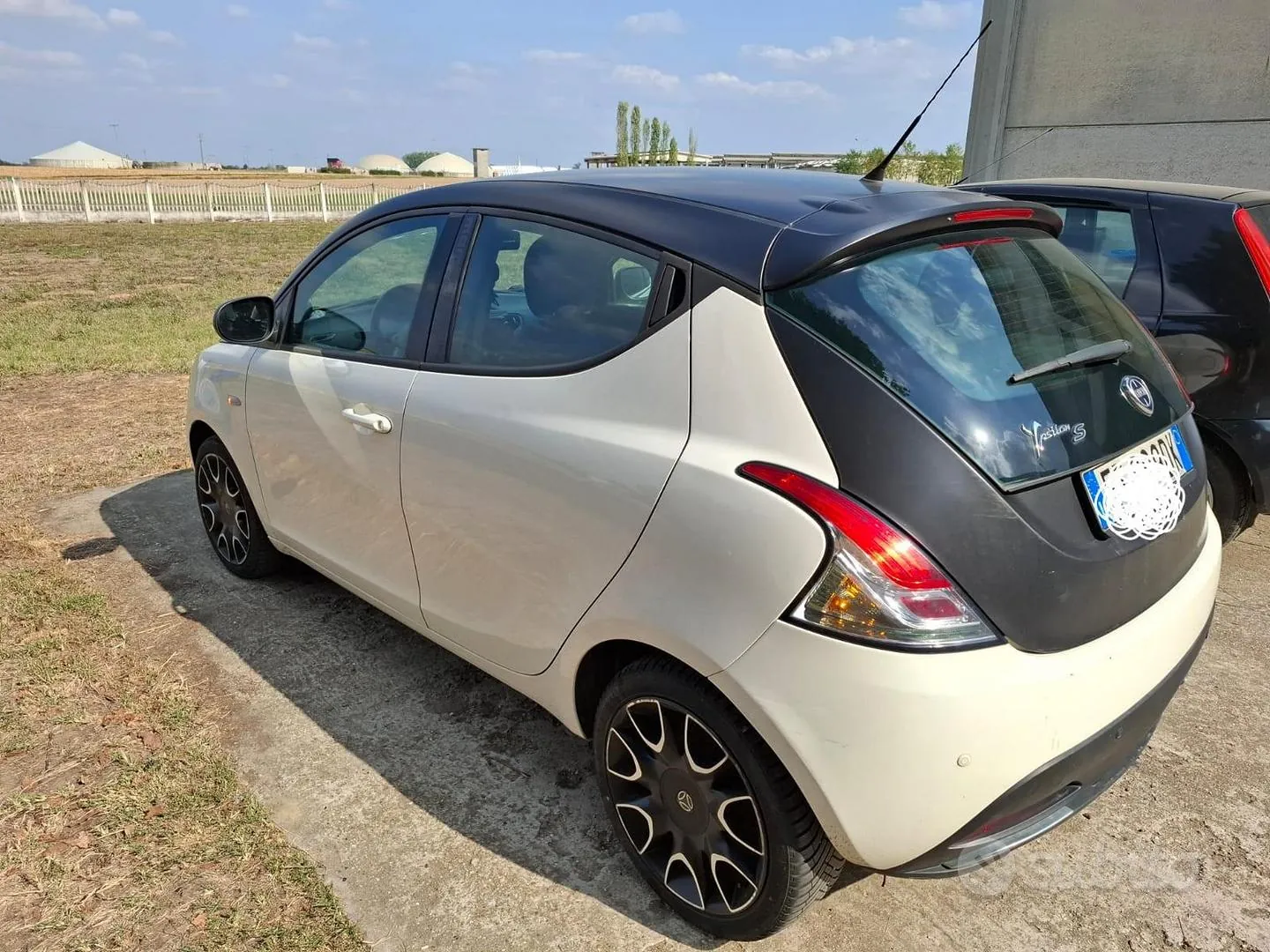 Lancia Ypsilon 2013 photo 3