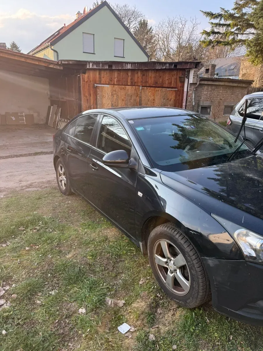 Chevrolet Cruze 2012 photo 3