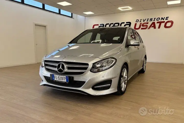 Mercedes-Benz B 180 Cdi 2015 photo 3