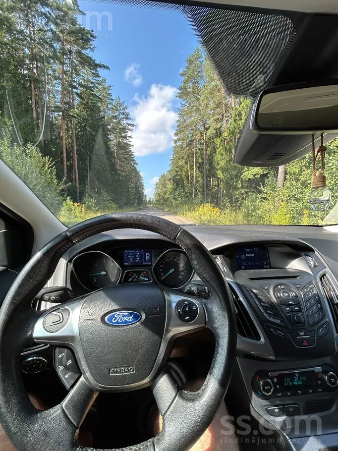 Ford Focus 2013 photo 5