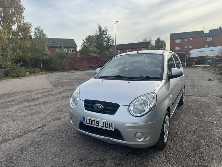 Kia Picanto 2009 photo 2