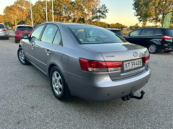 Hyundai Sonata 2005 photo 3