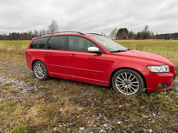 Volvo V50 2009 photo 2
