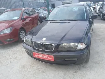 BMW 318I