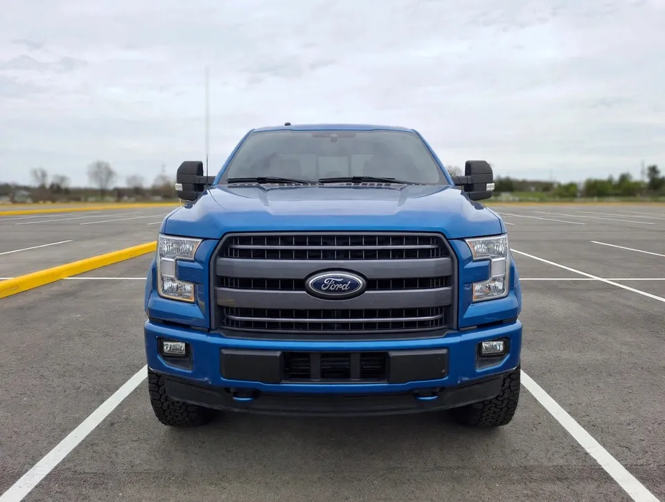 Ford F-150 2015 photo 2