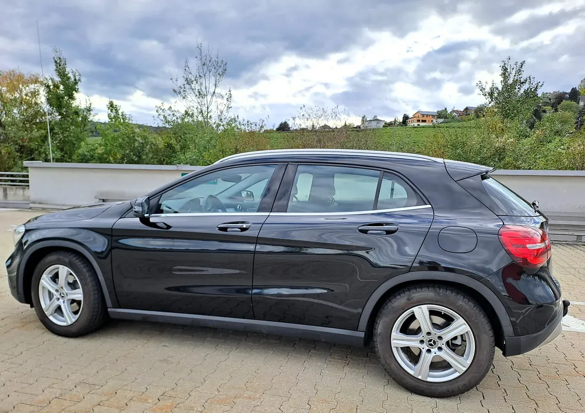 Mercedes-Benz Gla 2017 photo 3