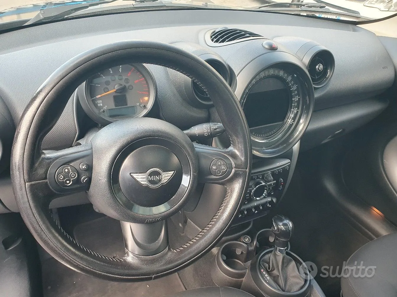 Mini Countryman 2016 photo 5