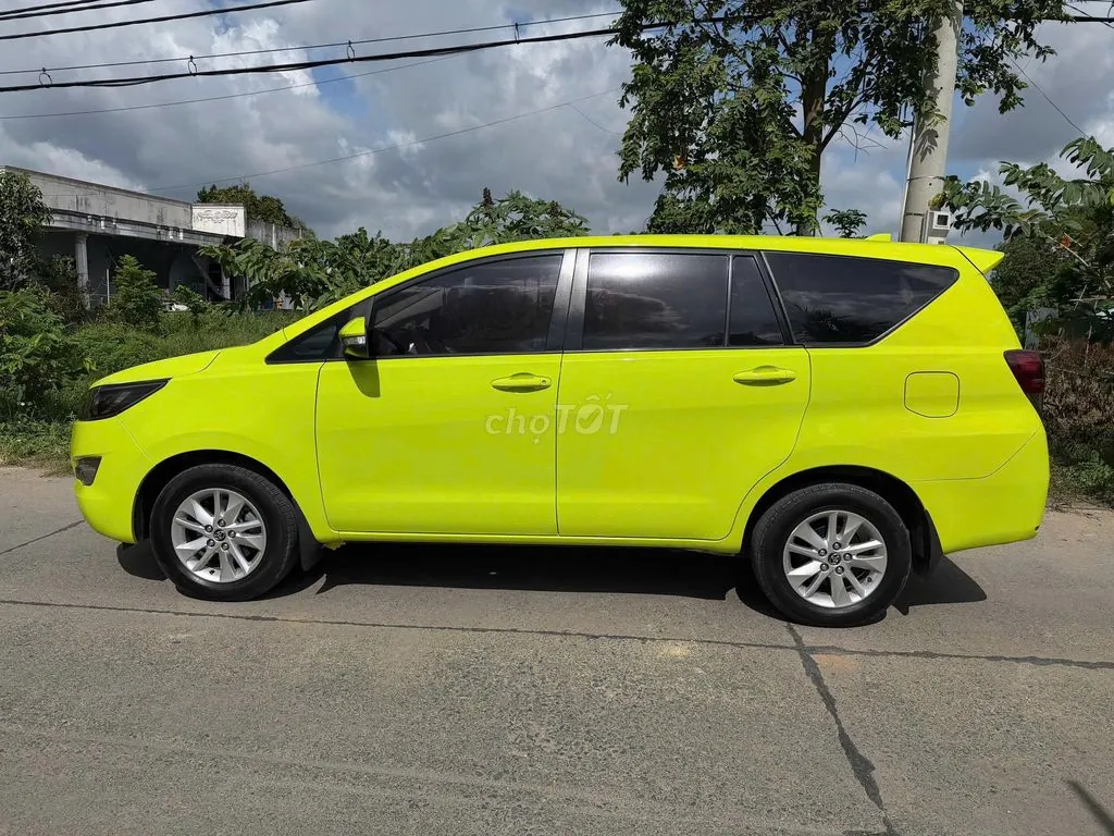 Toyota Innova 2017 photo 4