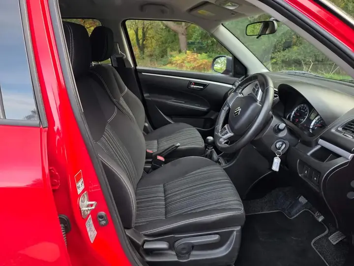 Suzuki Swift 2016 photo 4