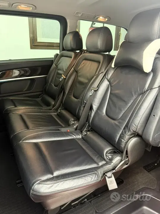 Mercedes-Benz V-Class 2015 photo 4