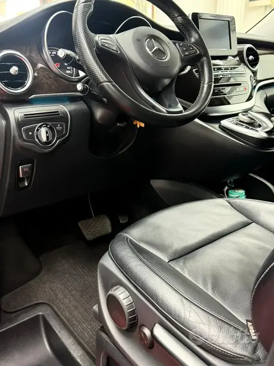 Mercedes-Benz V-Class 2015 photo 3