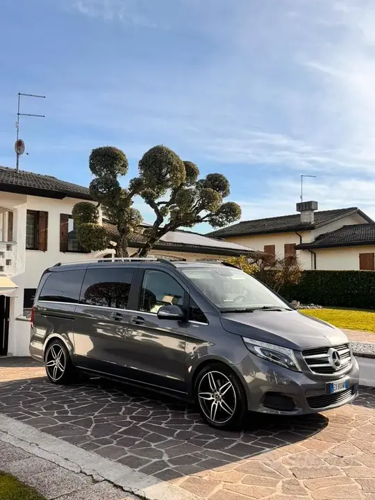 Mercedes-Benz V-Class