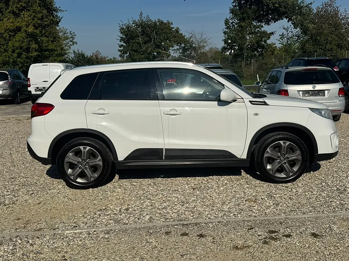 Suzuki Vitara 2015 photo 2