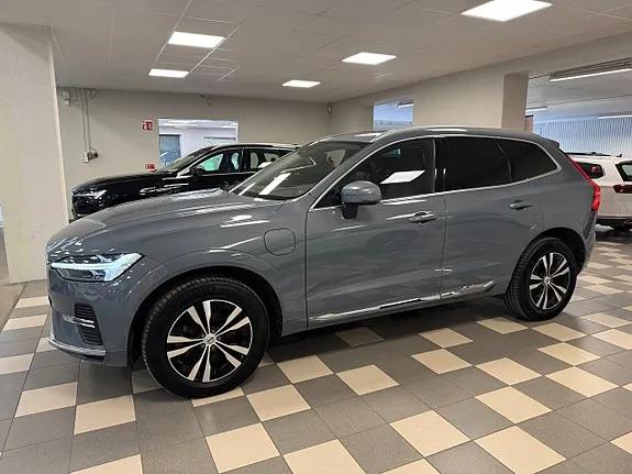 Volvo Xc60 2023 photo 2