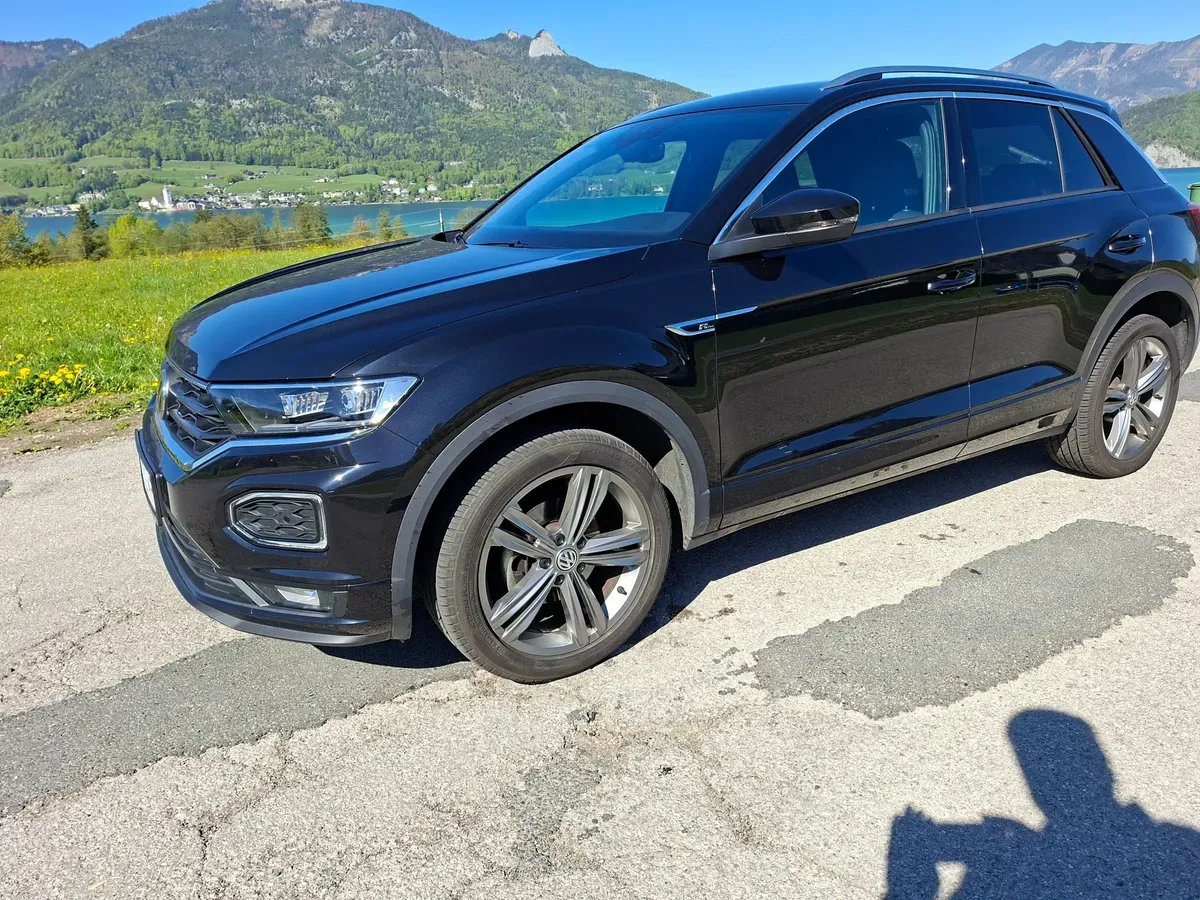 Volkswagen T-Roc 2019 photo 2