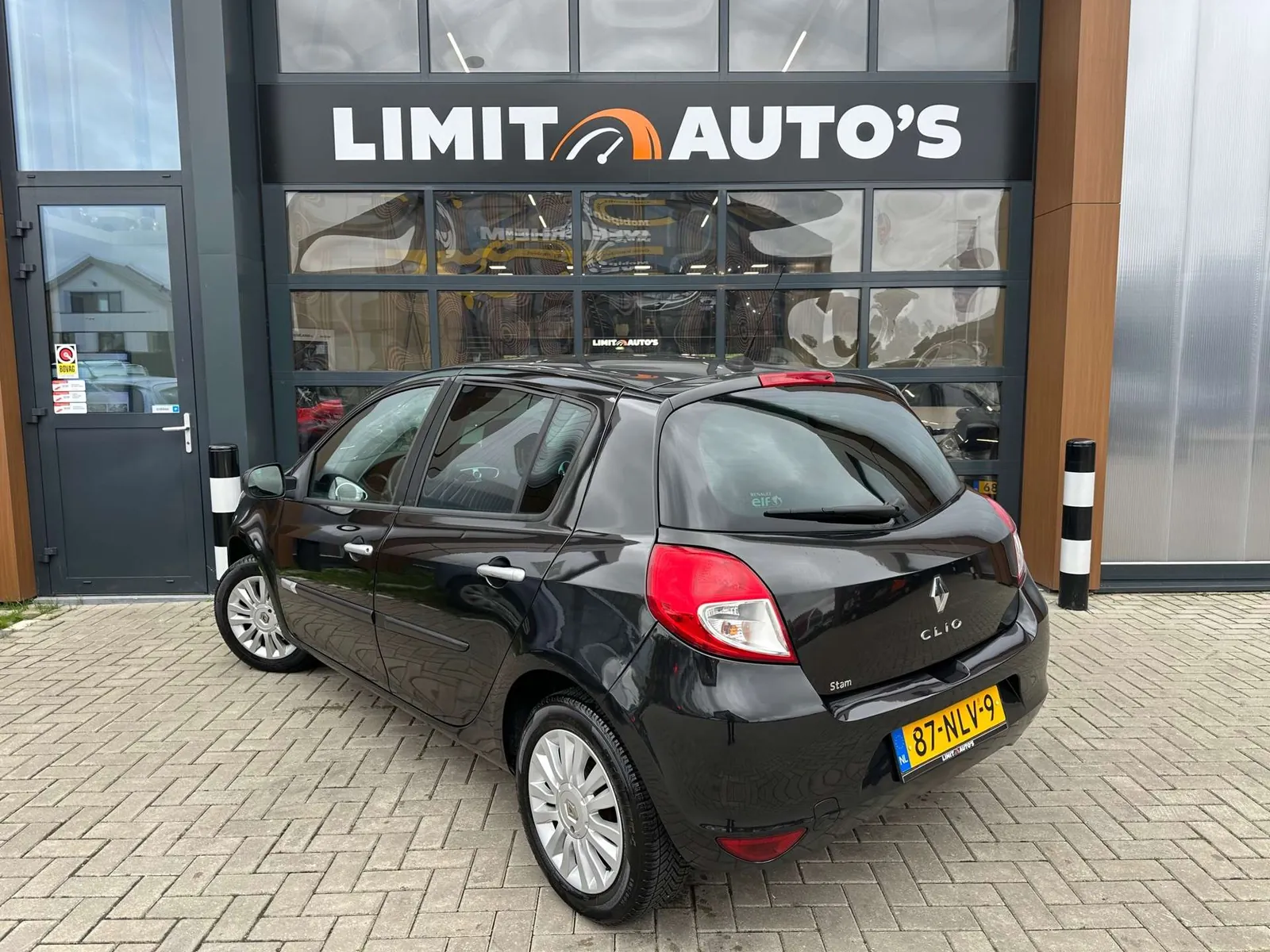 Renault Clio 2010 photo 5