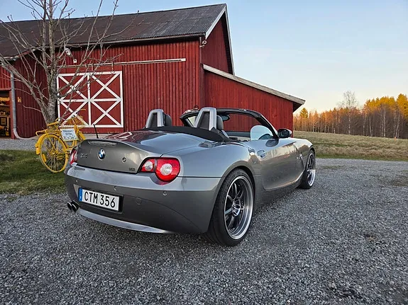 BMW Z4 2004 photo 4