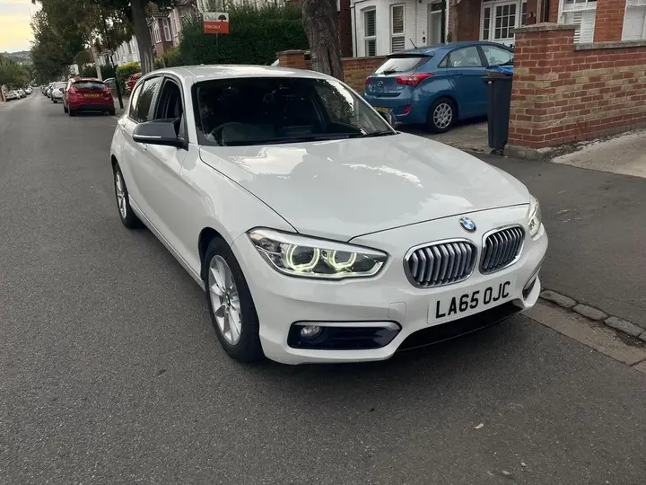 BMW 1 Series 2016 photo 2