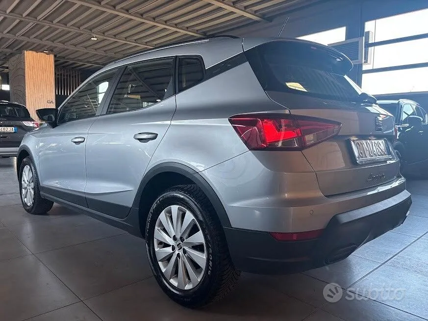 Seat Arona 2024 photo 2