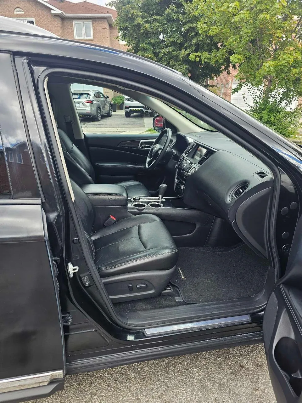 Nissan Pathfinder 2015 photo 5