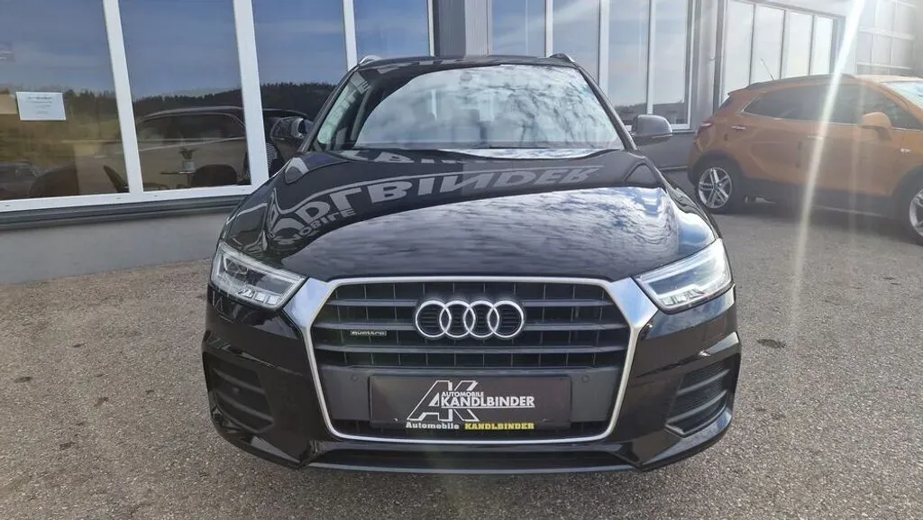 Audi Q3 2015 photo 2