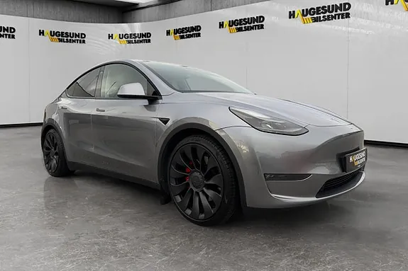 Tesla Model Y 2023 photo 2