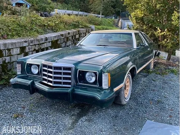 Ford Thunderbird
