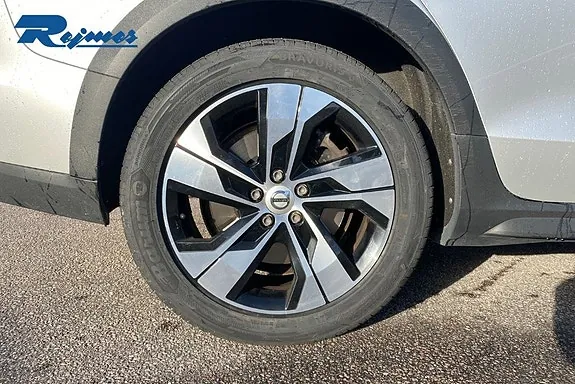 Volvo V60 Cross Country 2022 photo 5