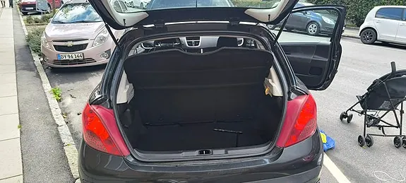 Peugeot 207 2007 photo 4