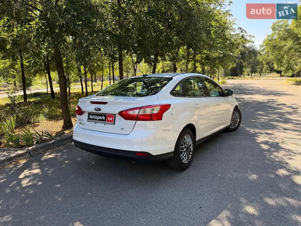 Ford Focus 2012 photo 5