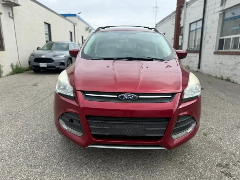 Ford Escape 2013 photo 2