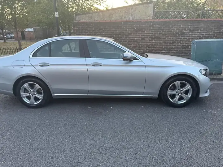 Mercedes-Benz E-Class 2016 photo 3